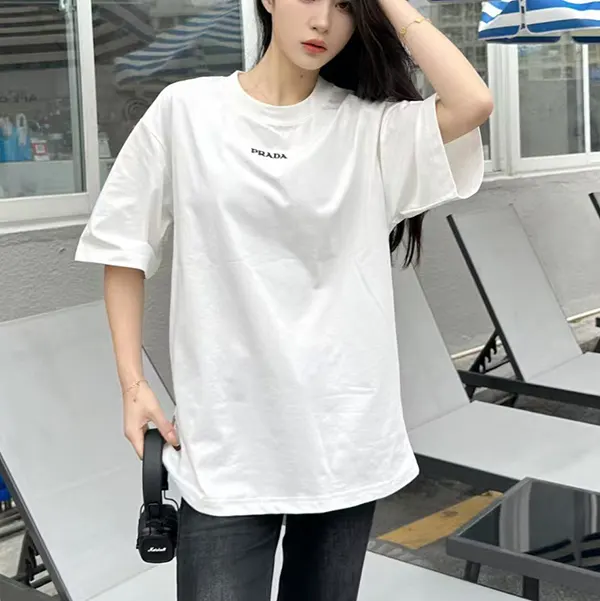プラダ クルーネック Tシャツ コピー ロゴ付 半袖 puz49865