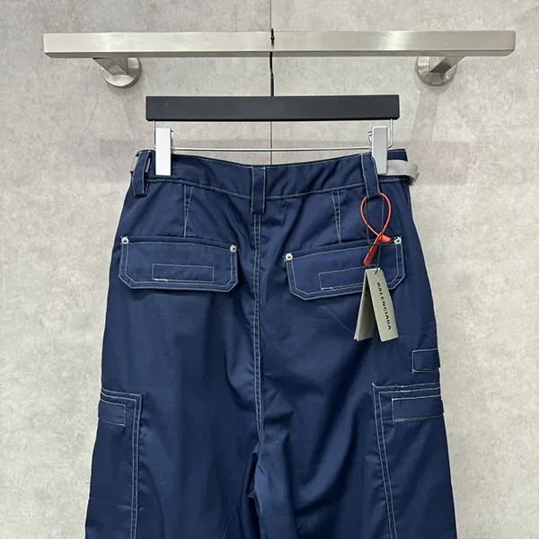 都会的 バレンシアガ カーゴパンツ 偽物 UTILITY WORK ジップポケット bac64062