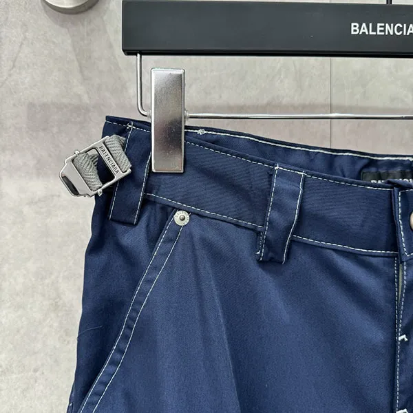 都会的 バレンシアガ カーゴパンツ 偽物 UTILITY WORK ジップポケット bac64062