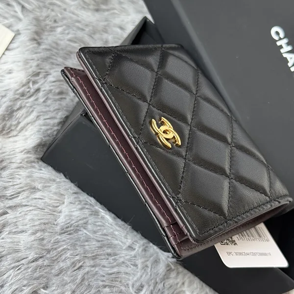 高品質♪♪♪【シャネル】二つ折り 財布 スーパーコピー shk86185