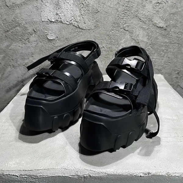 大特価】リックオウエンス n級品 メガ トラクター レザーサンダル