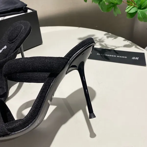激安価格!アレキサンダーワン n級品 Julie Padded Slide Sandal サンダル arb00231