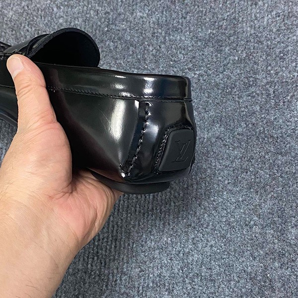 【つま先広めで履きやすい♪】ルイヴィトン ローファー スーパーコピー 1AH368