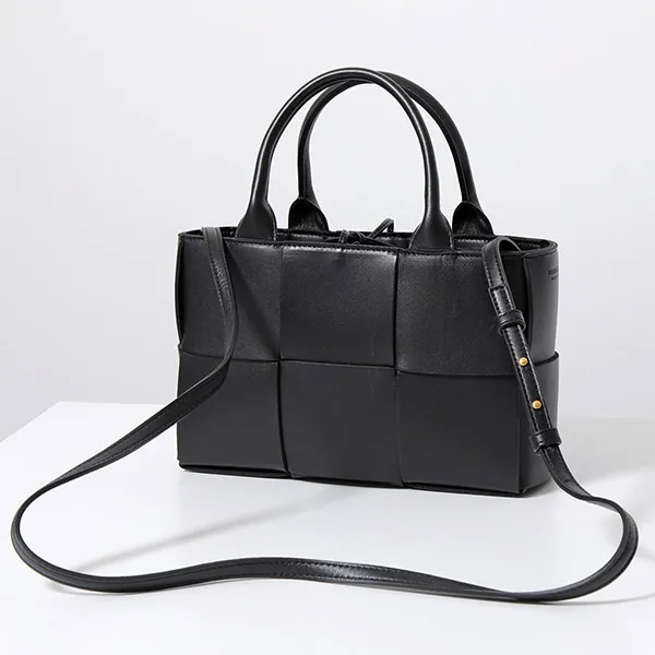 注目★ボッテガヴェネタ ハンドバッグ 偽物 MINI ARCO TOTE ミニ アルコ トートバッグ カラー4色 709337