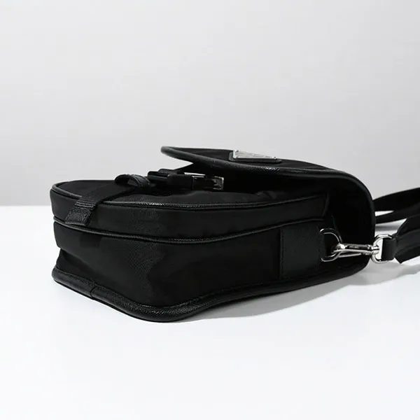 プラダ コピー Re-Nylon×レザー ショルダーバッグ 2VD043