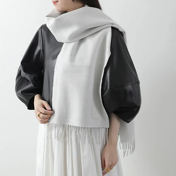 ロエベ マフラー コピー アナグラム ロゴ フリンジ スカーフ カシミヤ