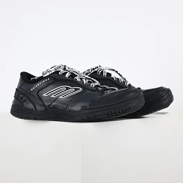 バレンシアガ Hamptons Worn-out スーパーコピー スニーカー bam11932