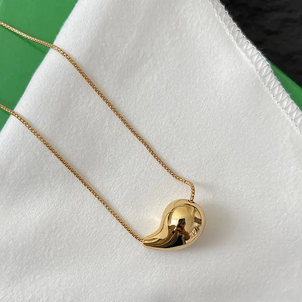注目★ ボッテガ ドロップ ペンダント ネックレス スーパーコピー boh51420