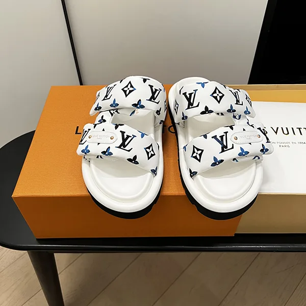 【かわいい♡新作】ルイヴィトン コンフォートサンダル 偽物 vut31843