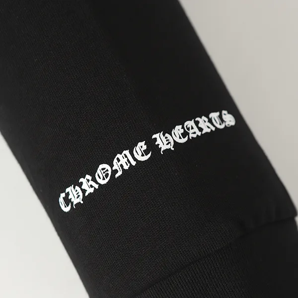 クロムハーツ 長袖Tシャツ 偽物 レッドシャドウクロス Kug09488
