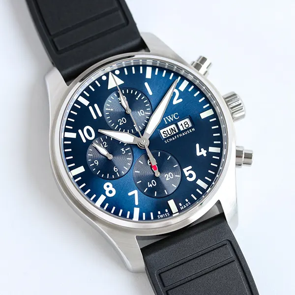 超人気☆ IWC パイロット・ウォッチ・クロノグラフ 41 ブルー iwo05688