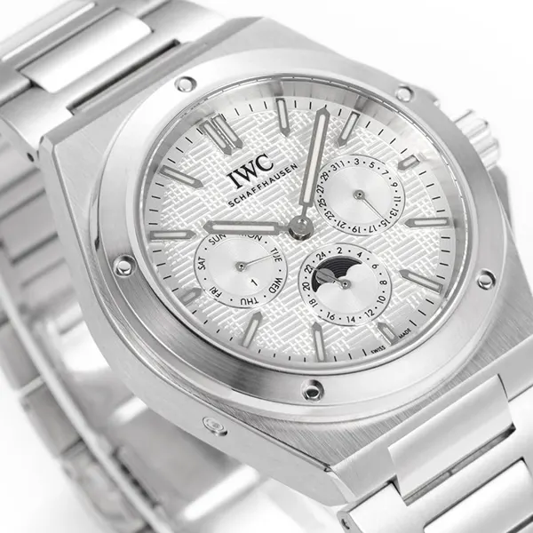 使い勝手良し IWC インヂュニア・オートマティック 40 iwo23380