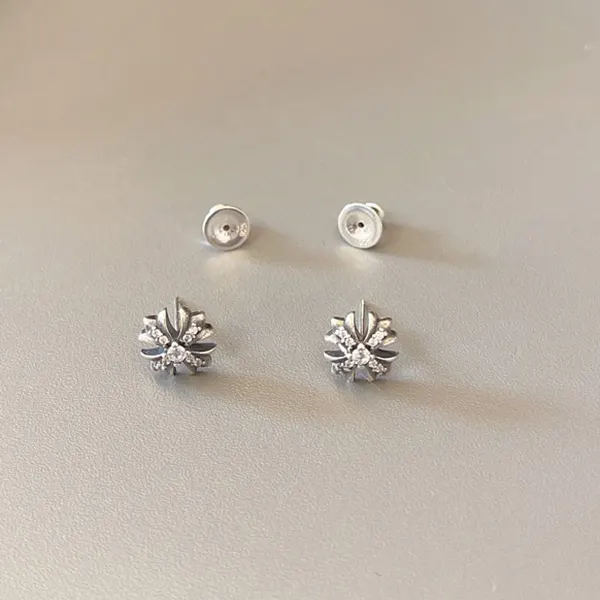稀少 クロムハーツ CHプラススタッド ピアス Kuj50805