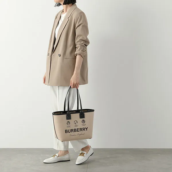 バーバリートートバッグ スーパーコピー HERITAGE TOTE ヘリテージ レディース ラベルプリント 8063120