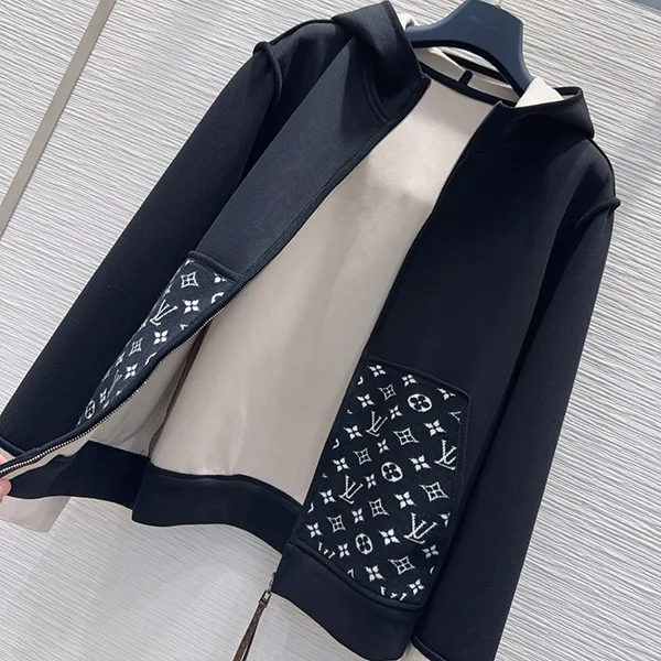 希少【ルイヴィトン パチモン】アクセントジップアップフーディ 上下セット 1AHZFB