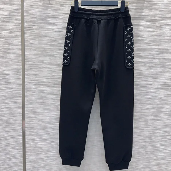希少【ルイヴィトン パチモン】アクセントジップアップフーディ 上下セット 1AHZFB