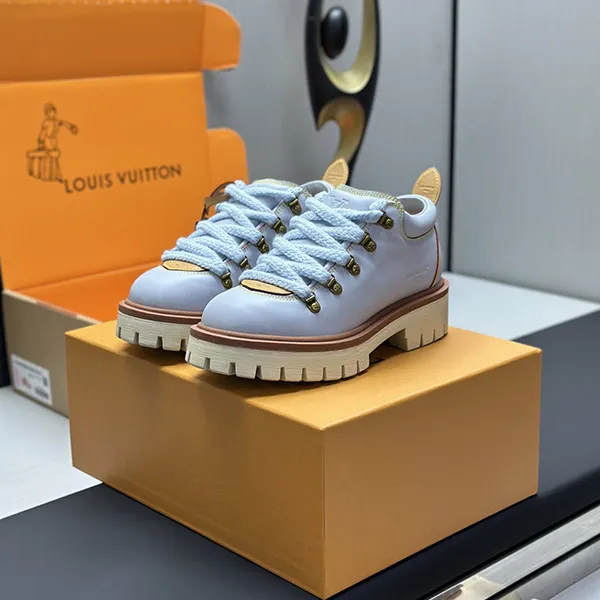 【どこか可愛さ溢れる足元】ルイヴィトン remix derby ショートブーツ スーパーコピー 1AIJ95