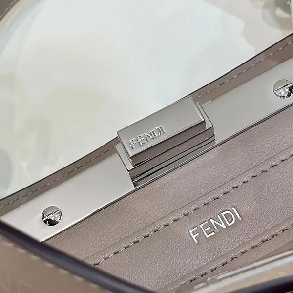 大人気!フェンディ ピーカブー レザー ハンドバッグ 偽物 feo90824