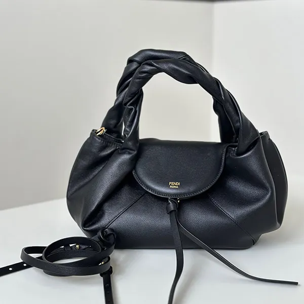 フェンディ 25FW SPY ブラックカーフレザー スパイバッグ 偽物*スモール feg22131