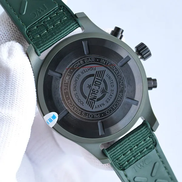 IWC スーパーコピー パイロット ウォッチ クロノグラフ トップガン “ウッドランド” IW389106