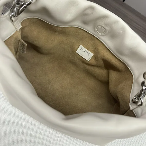 超人気☆ロエベ フラメンコパース バッグ 偽物 メローナパラム ミディアム A411F