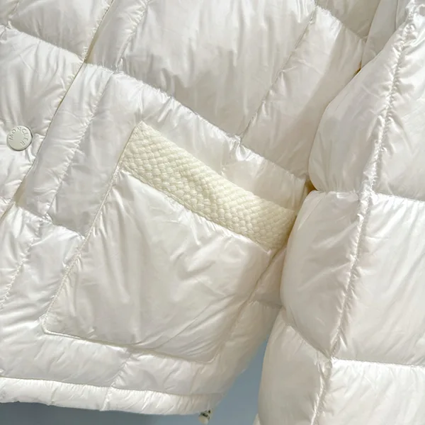モンクレール Jarcieu Braided Trim ショートダウンジャケット K20931A0001