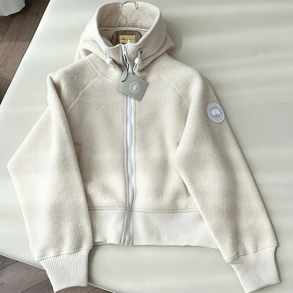カナダグース コピー■Bomber Kind Fleece■ブラックラベル 2色 Car67393