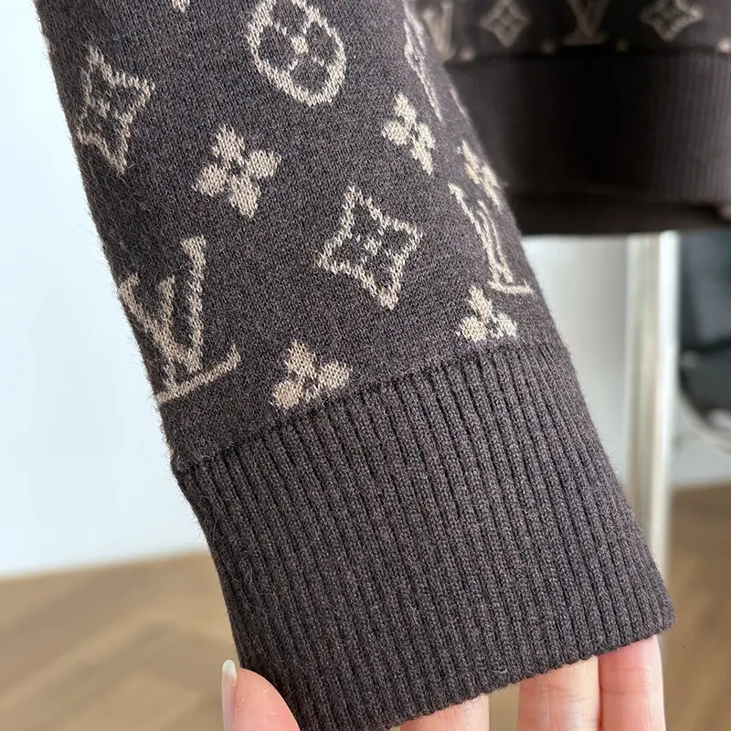 n級品 おすすめ ルイヴィトン モノグラムフェイデッドプレイド フーディ コピー 1AJCAZ
