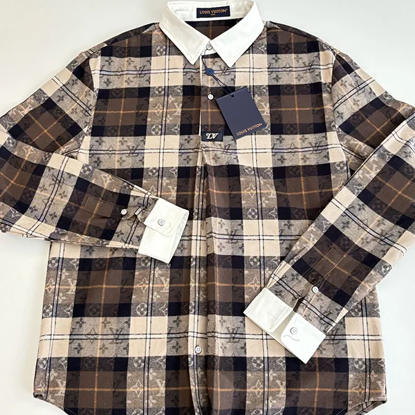 すぐ届くルイヴィトン モノグラム・タータン ロングスリーブトップ 偽物 1AIKAL