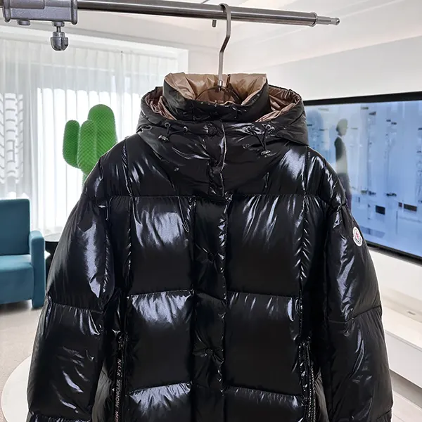 n級品 おすすめ モンクレール Huppelongロングダウンジャケット ロゴ