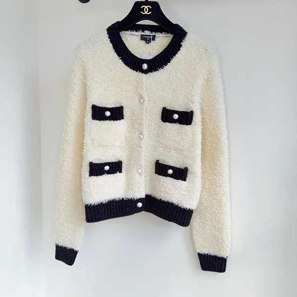大人気!シャネル カーディガン ふわふわ モノトーン sha46299