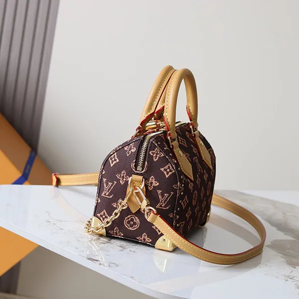 ✨ LOUIS VUITTON✨ルイヴィトン✨LV✨スピーディ✨ハンドバック✨ ☆モノグラム130周年☆ルイヴィトン コピー スピーディ・トランク 20