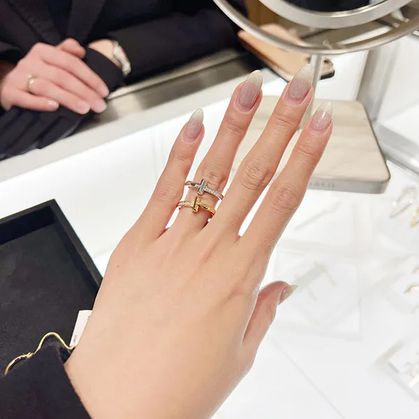 ★ティファニー スーパーコピー★ティファニー T T ワン リング 18K ダイヤモンド 67795113