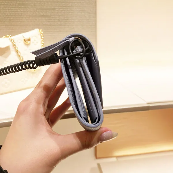 【売切必至】★ルイヴィトン コピー★ヴィクトリーヌ ウォレット M6406