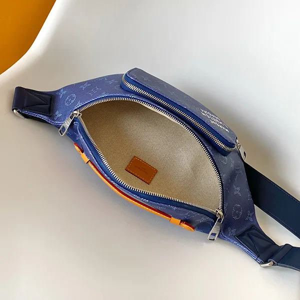 大人のボディバッグ】ルイヴィトン ラッシュ・バムバッグ M26821