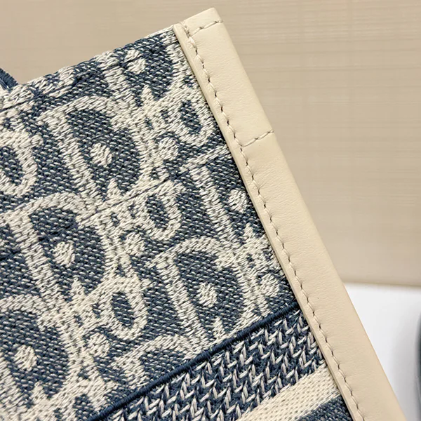 【希少品】ディオール★Small Book Tote トートバッグ M1325CZEM