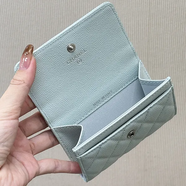 プレゼント最適 シャネル CC コメットロゴなフラップカードホルダー shh44399