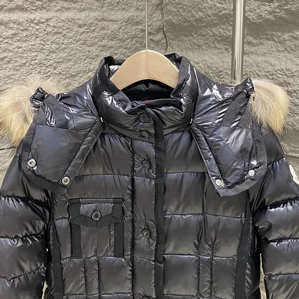 n級 おすすめ モンクレール ダウンコートエルミファー エルミンヌ ファー mos59835