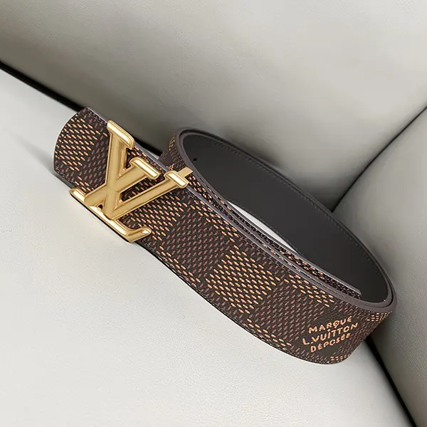 ルイヴィトン】リバーシブルベルト コピー LV ディメンション 2色 M8888