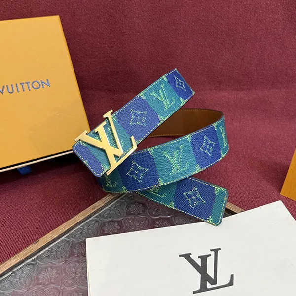 ルイヴィトン スーパーコピー☆ベルト・LV イニシャル カレッジ 40MM リバーシブル M4381T