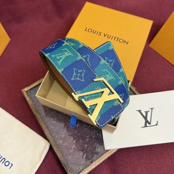 ルイヴィトン スーパーコピー☆ベルト・LV イニシャル カレッジ 40MM リバーシブル M4381T