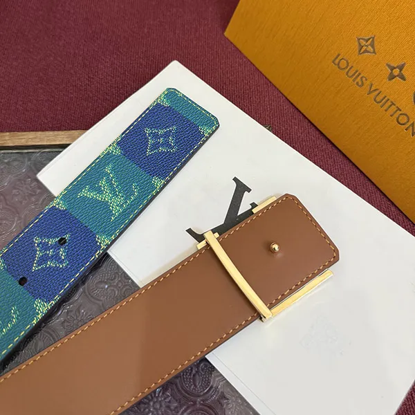ルイヴィトン スーパーコピー☆ベルト・LV イニシャル カレッジ 40MM リバーシブル M4381T