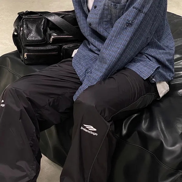 バレンシアガコピー 3B Sports Icon スウェットパンツ ウォッシュドライトブラック ドライフリース baw09370