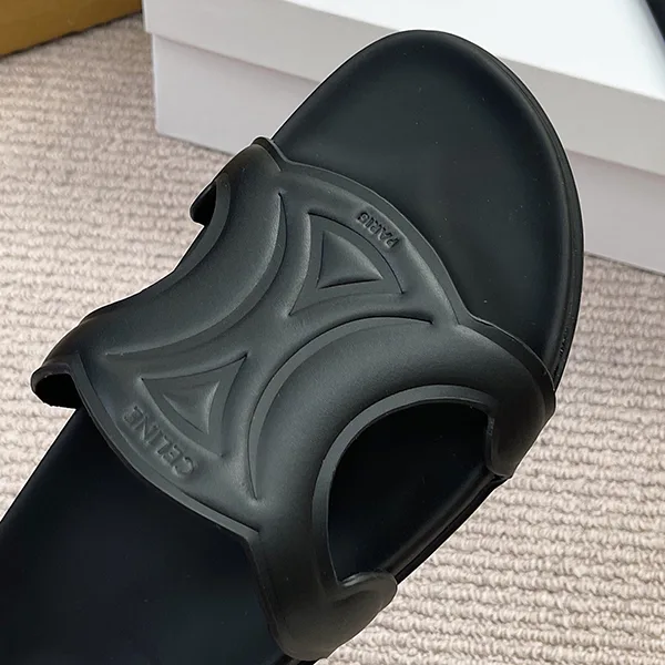 セリーヌ ♪ トリオンフ スライドサンダル N級品 367365348C04