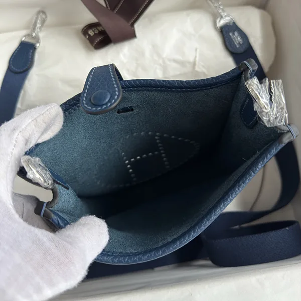 絶対欲しい♡エルメス エヴリン ハンドリエールTPM16 コピー erb72026