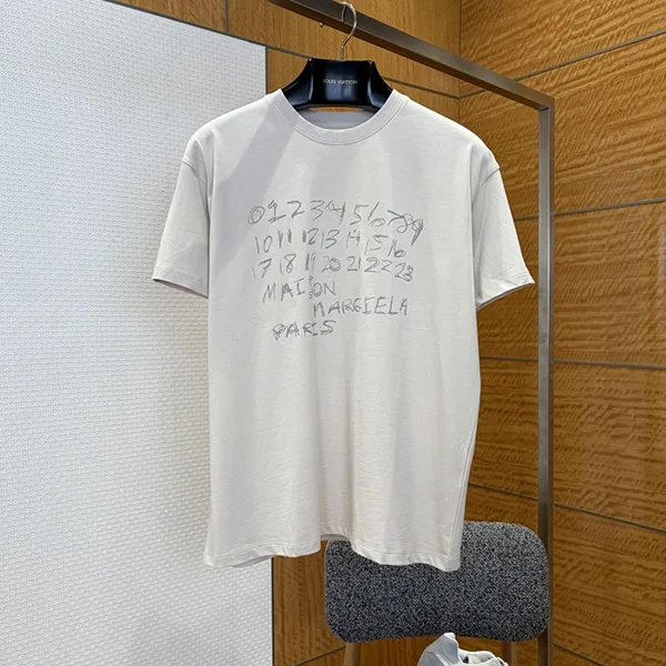 メゾンマルジェラ 数字入りコットンTシャツ コピー Mad96572