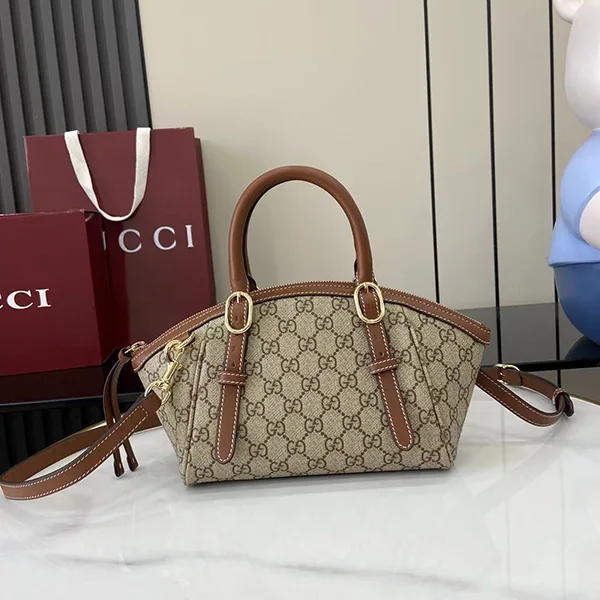 グッチ GGエンブレム スモール トップハンドルバッグ コピー 茶 839005