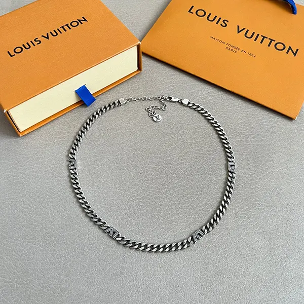 大人気!ルイヴィトン ネックレス コピー LV ウィスパー vut65757