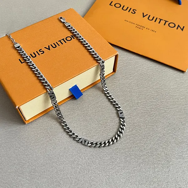 大人気!ルイヴィトン ネックレス コピー LV ウィスパー vut65757