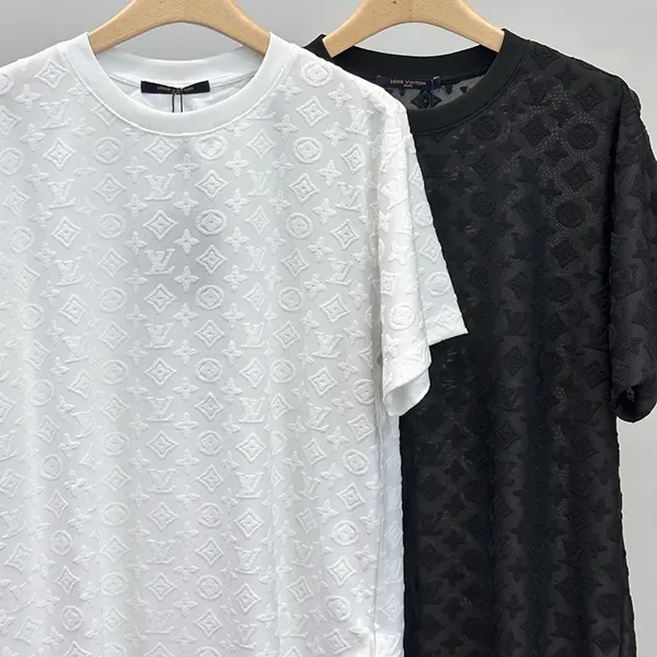 ルイヴィトン モノグラム フックアンドループ Tシャツ vua14707